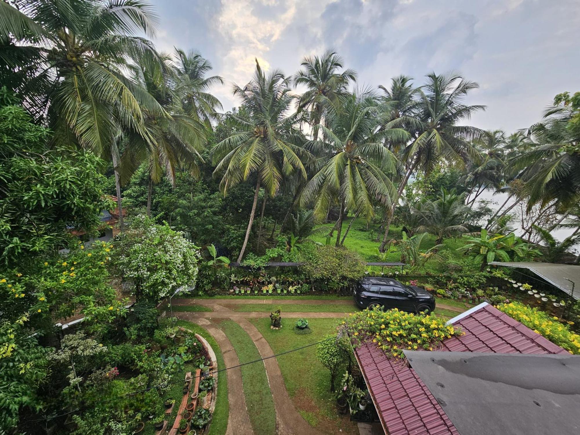 Maleyam Homestay Riverside Kozhikode Exterior photo