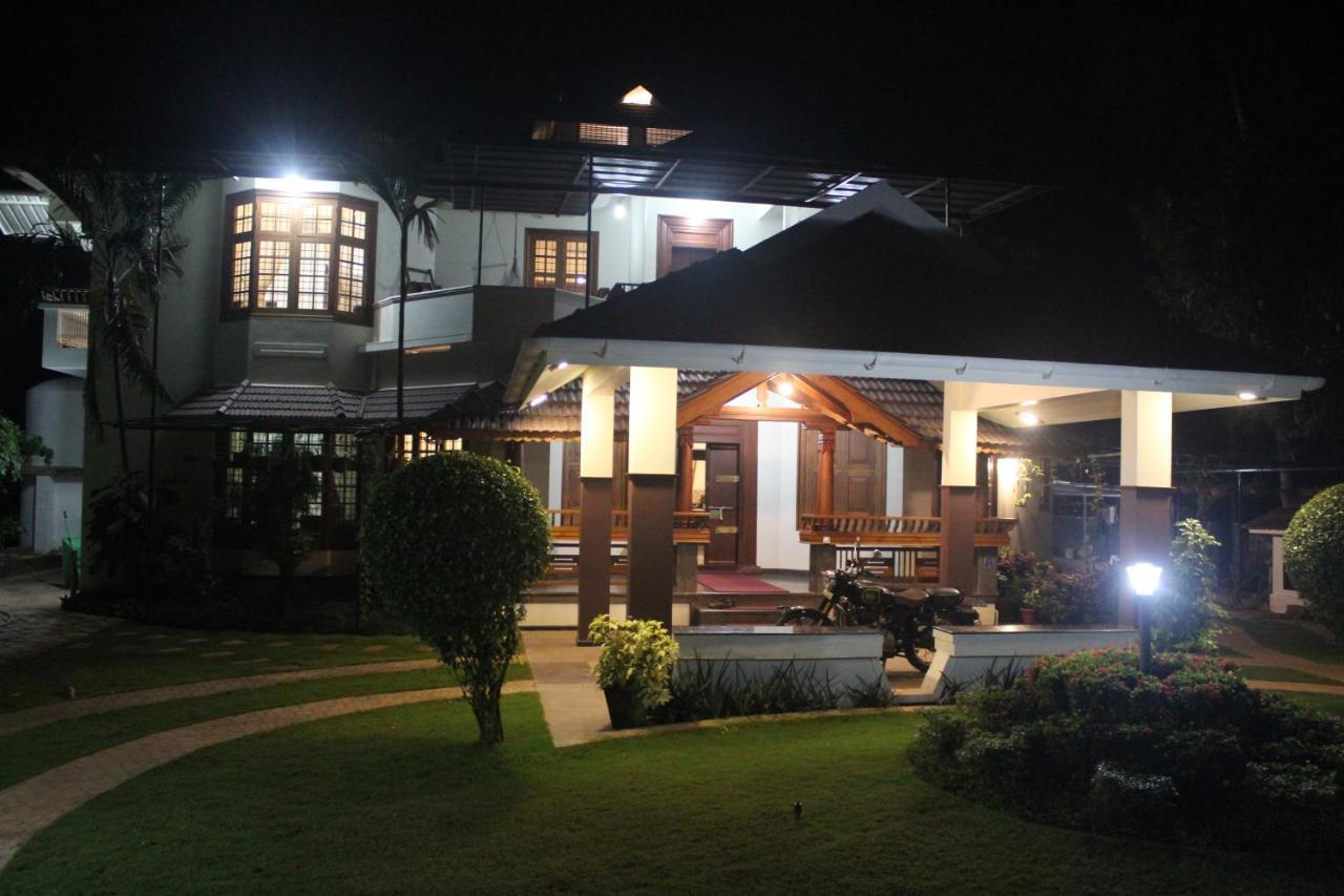 Maleyam Homestay Riverside Kozhikode Exterior photo